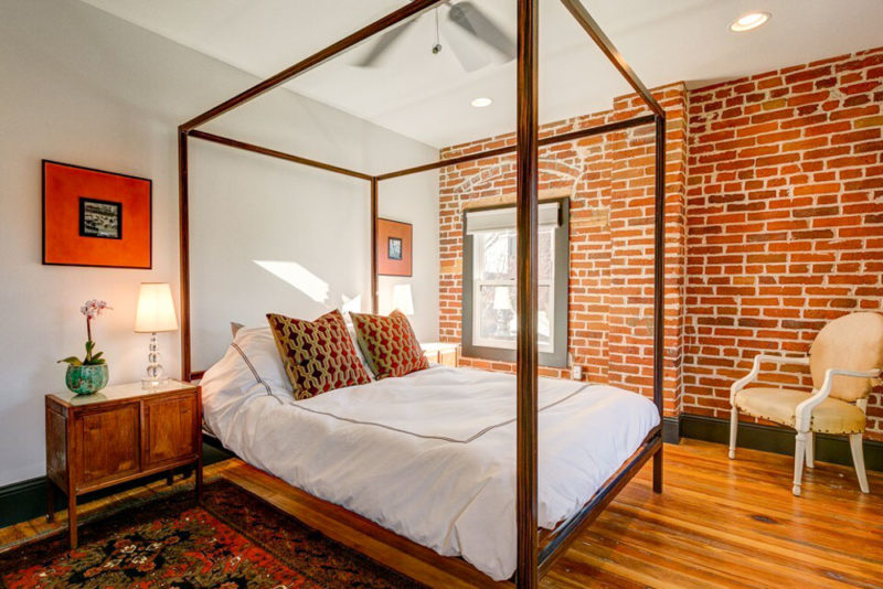 Cool Airbnbs in Denver, Colorado: Curtis Park Charmer