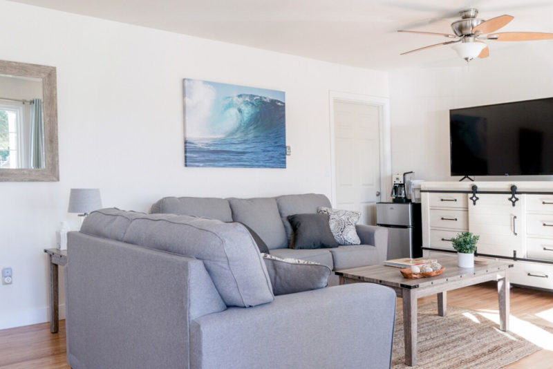 Cool Airbnbs in San Diego, California: Ocean-Inspired Suite