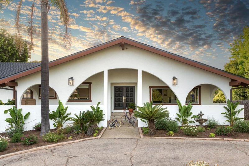 Cool Santa Barbara Airbnbs & Vacation Rentals: Blackrock Beach House