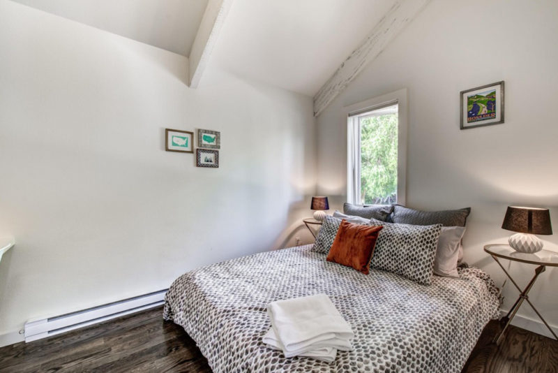 Unique Airbnbs in Boulder, Colorado: Bright, Tranquil Home
