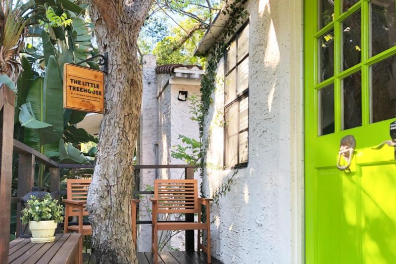 Unique Airbnbs in Orlando, Florida: The Little Treehouse