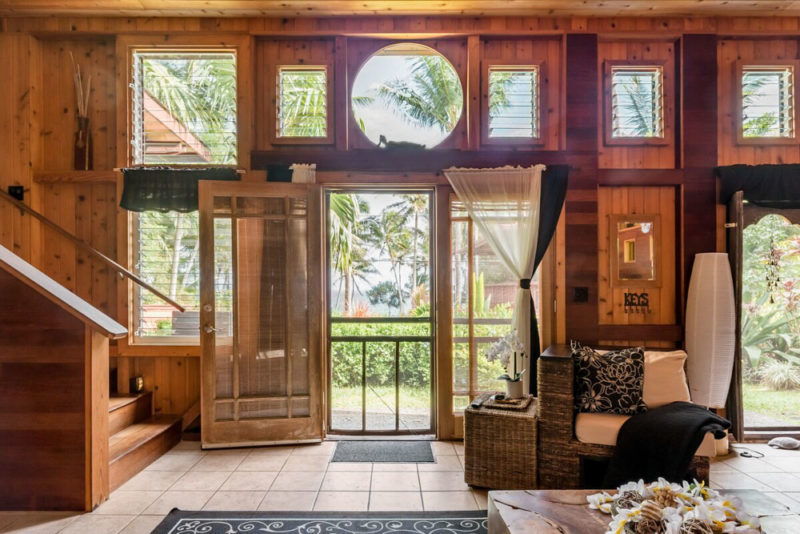 Airbnb Hilo, Hawaii Vacation Home: Oceanfront Balinese House