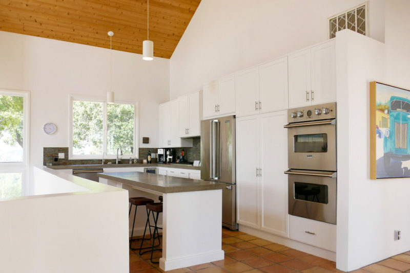 Airbnb Ojai, California Vacation Homes: Hilltop Hacienda