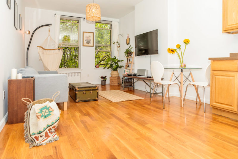 Best Airbnbs in Brooklyn, New York: Bohemian Loft Apartment