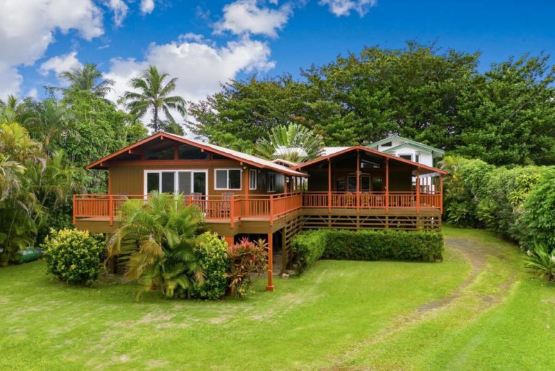 Best Airbnbs in Haneli Bay, Kauai: Haena Hale Estate