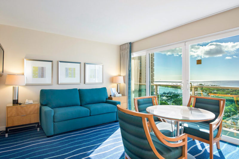 Best Airbnbs in Honolulu, Hawaii: Ala Moana Hotel
