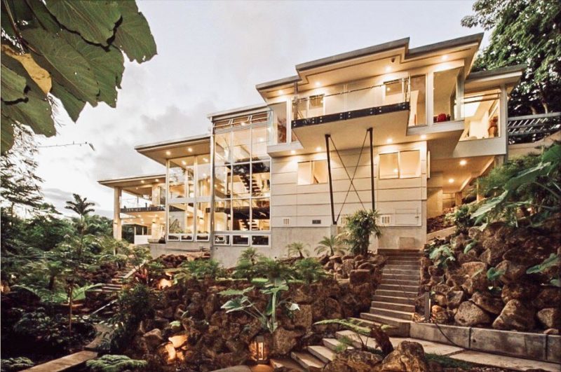 Best Airbnbs in Honolulu, Hawaii: Grand Estate