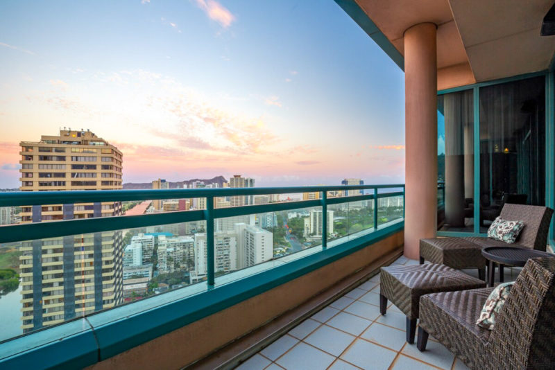 Best Waikiki Beach Airbnbs & Vacation Rentals: Grand Penthouse at Waikiki Landmark