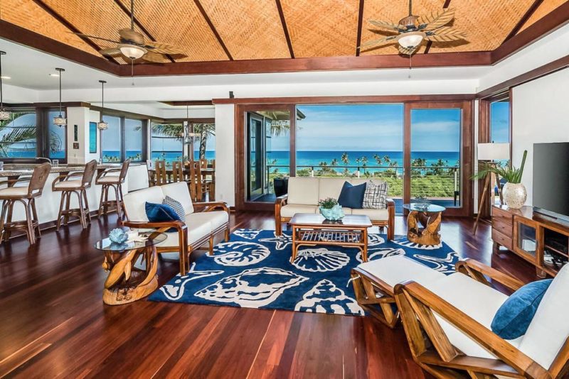Cool Airbnbs in Kailua, Oahu: Lanikai Ocean View Villa