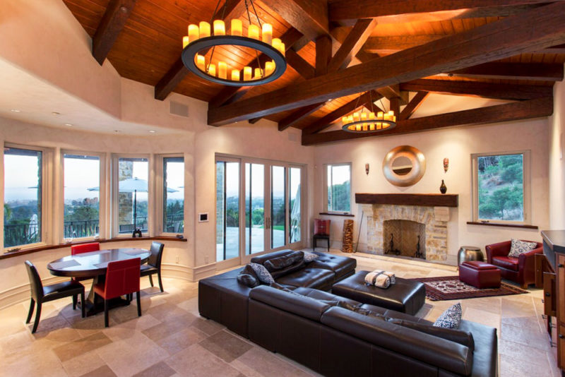 Cool Airbnbs in Santa Cruz, California: Luxury Villa