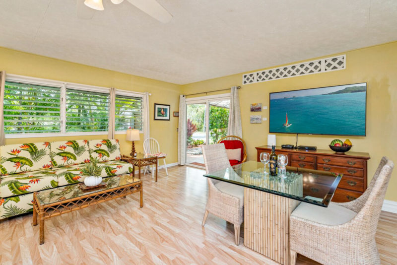 Cool Airbnbs Kailua Beach: Pineapple Studio