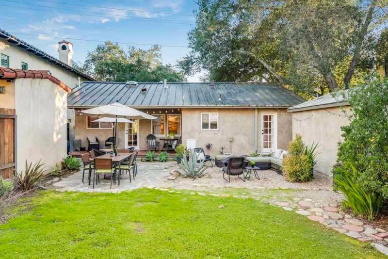 Coolest Airbnbs in Ojai, California: Downtown Cottage