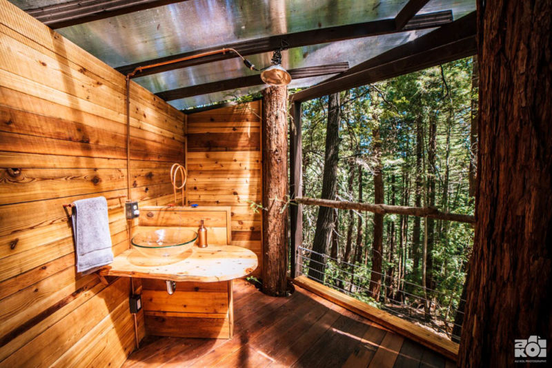 Unique Airbnbs in Santa Cruz, California: Pinecone Treehouse