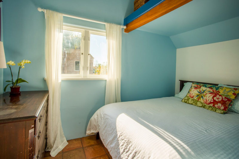 Unique Santa Cruz Airbnbs & Vacation Rentals: Tuscan Apartment