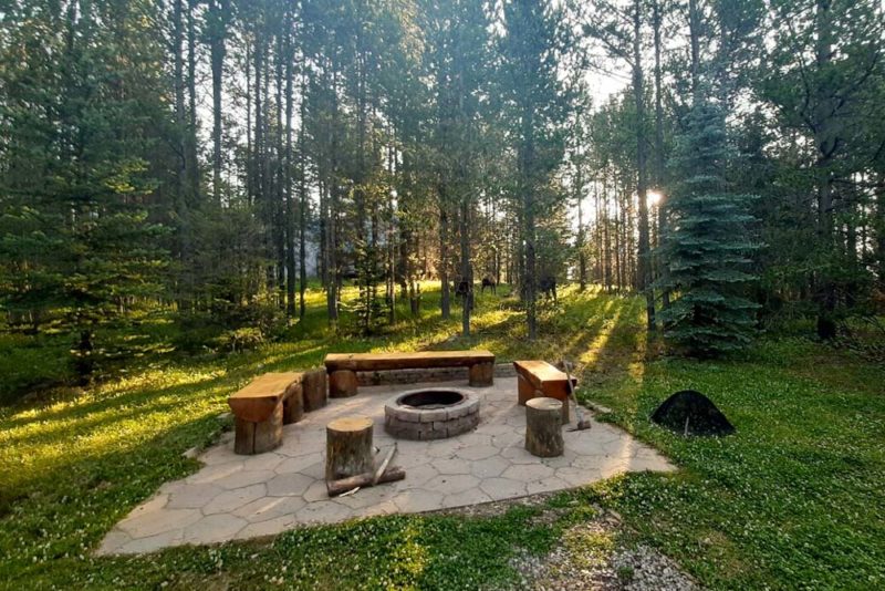 Unique Yellowstone Airbnbs & Vacation Rentals: Uncle Tom's Cabin