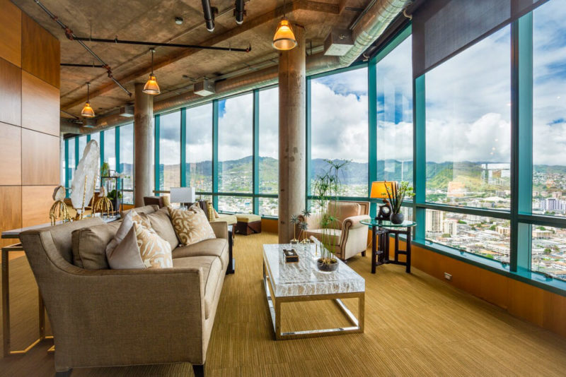Waikiki Beach Airbnb Vacation Home & Rental: Grand Penthouse Waikiki Landmark