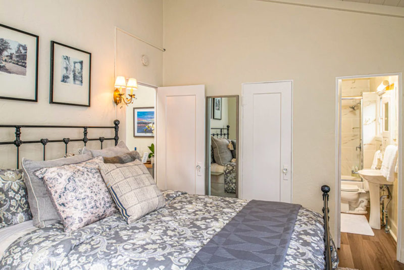 Airbnb Carmel, California Vacation Homes: Artists Way Apartment