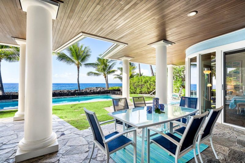 Airbnbs in Kona, Hawaii Vacation Homes: Oceanfront Estate