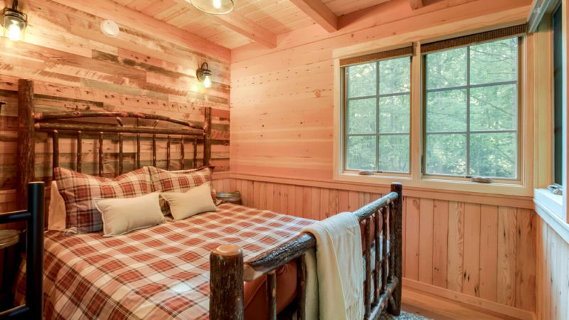 Airbnb Smoky Mountains National Park Vacation Home: Magnolia at Treehouse Grove