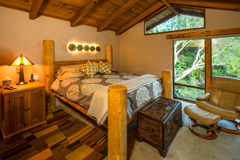 Airbnbs in Big Sur, California Vacation Homes: Carmel Highlands Cabin