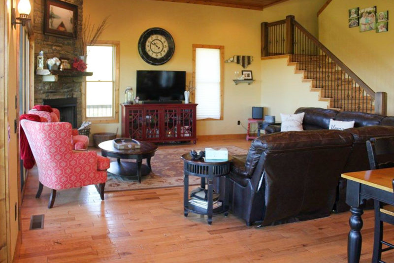 Best Smoky Mountains Airbnbs & Vacation Rentals: Casa Fantasmic