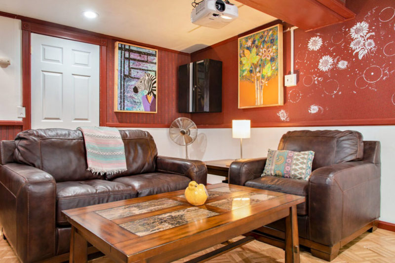 Cool Aspen Airbnbs & Vacation Rentals: Earth House