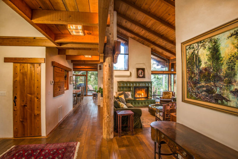 Cool Big Sur Airbnbs & Vacation Rentals: Carmel Highlands Cabin