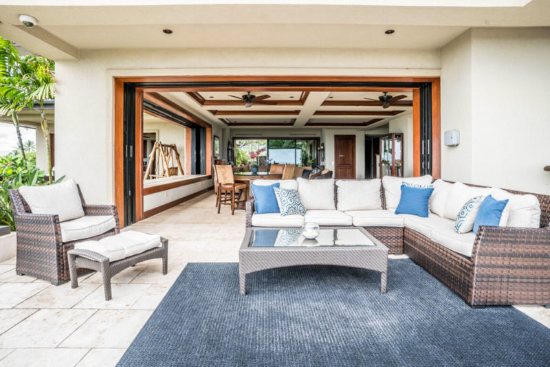 Cool Kona Airbnbs & Vacation Rentals: Luxury Oceanfront Villa