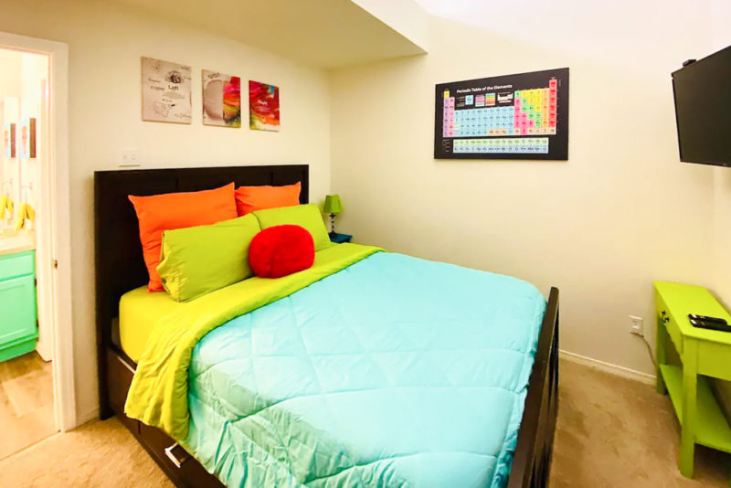 Coolest Airbnbs in Branson, Missouri: Neon House