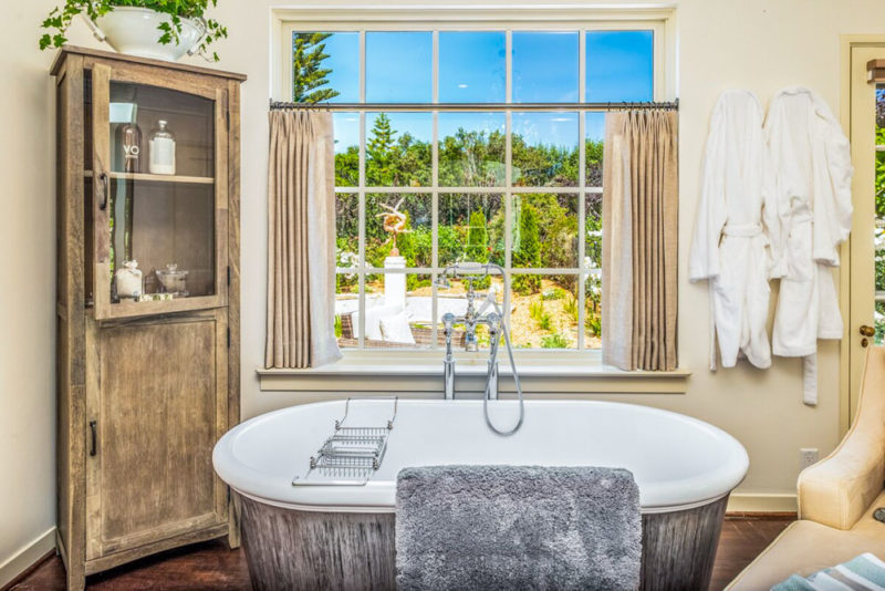 Coolest Airbnbs in Monterey, California: Lavish Golf House