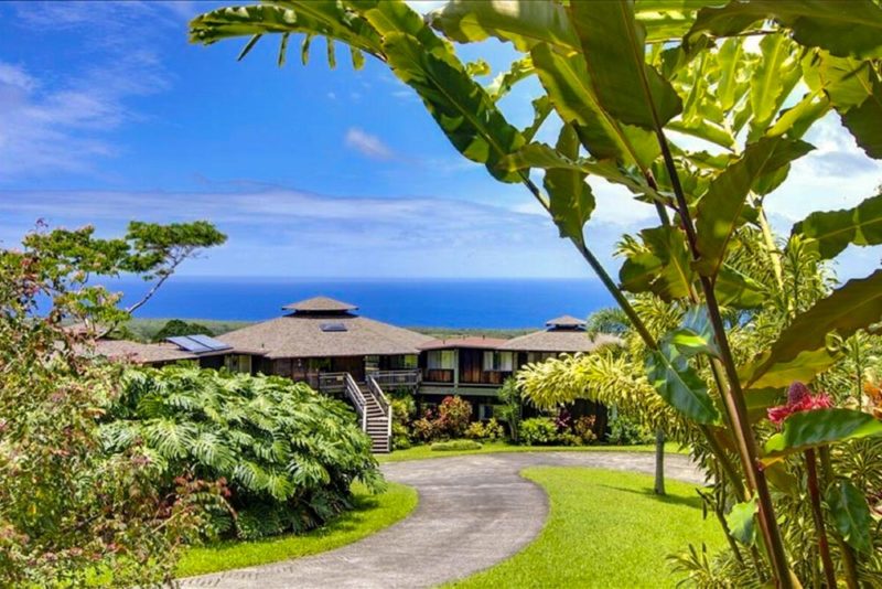 Hana Airbnbs & Vacation Homes: Tropical House