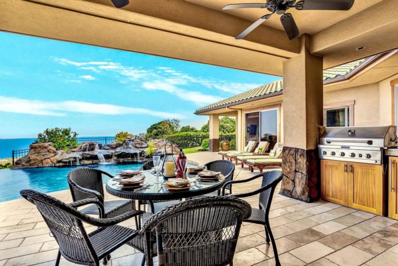 Kona Airbnbs & Vacation Homes: Collessie By-The-Sea
