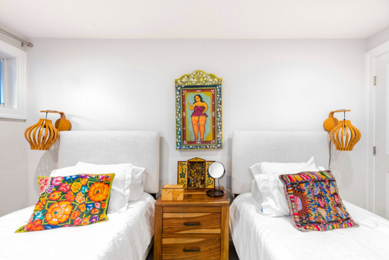 Unique Airbnbs in Washington, DC: Artsy Apartment