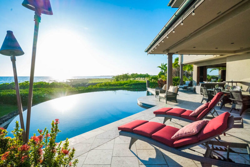 Unique Kona Airbnbs & Vacation Rentals: Oceanfront Villa