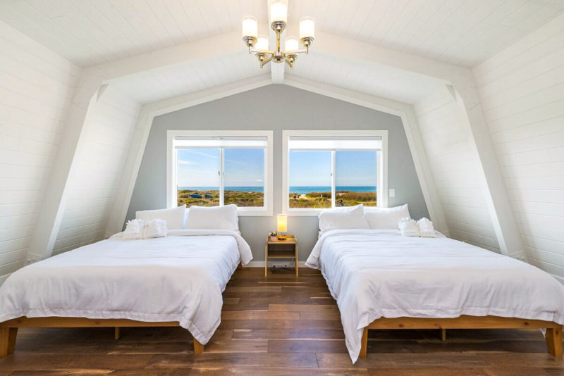 Airbnbs in Half Moon Bay, California Vacation Homes: Sea View Cottage