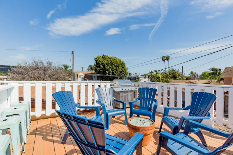 Airbnbs in Huntington Beach, California Vacation Homes: Colorful Bungalow