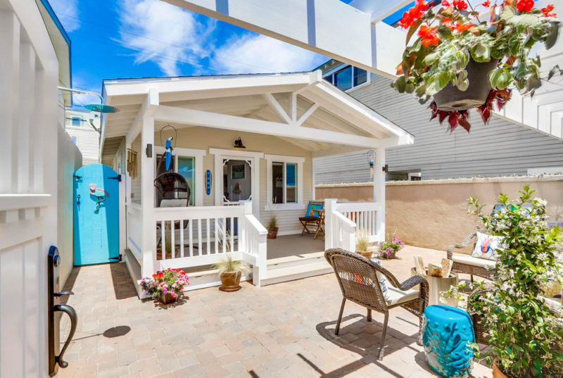 Airbnbs in Huntington Beach, California Vacation Homes: Cute Beach Cottage