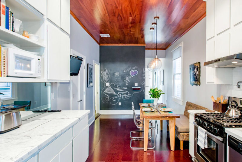 Airbnbs in New Orleans, Louisiana Vacation Homes: Artsy Home