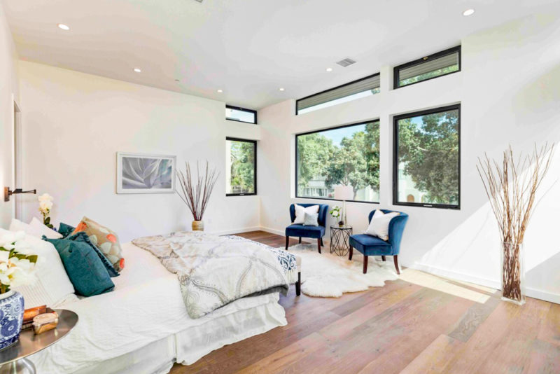 Airbnbs in Santa Monica, California Vacation Homes: Luxury Beach House