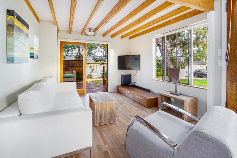 Airbnbs in Malibu, California Vacation Homes: Cute Beachside Guesthouse