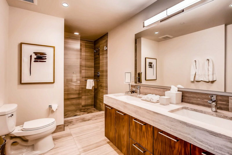 Airbnbs in Vail, Colorado Vacation Homes: Contemporary Suite