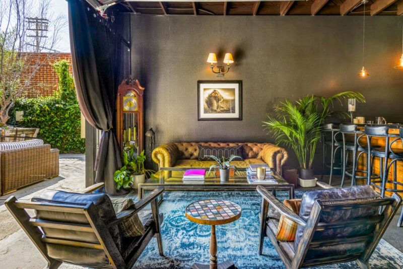 Airbnbs in Venice Beach, California Vacation Homes: Elegant Villa