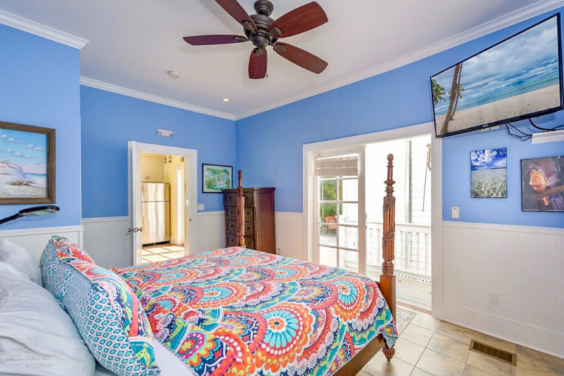 Best Florida Keys Airbnbs & Vacation Rentals: Colorful House