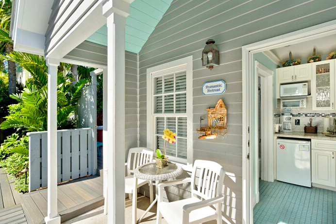 Cool Florida Keys Airbnbs & Vacation Rentals: Renovated Cottage