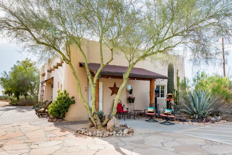 Coolest Airbnbs in Phoenix, Arizona: Cowboy Bunkhouse