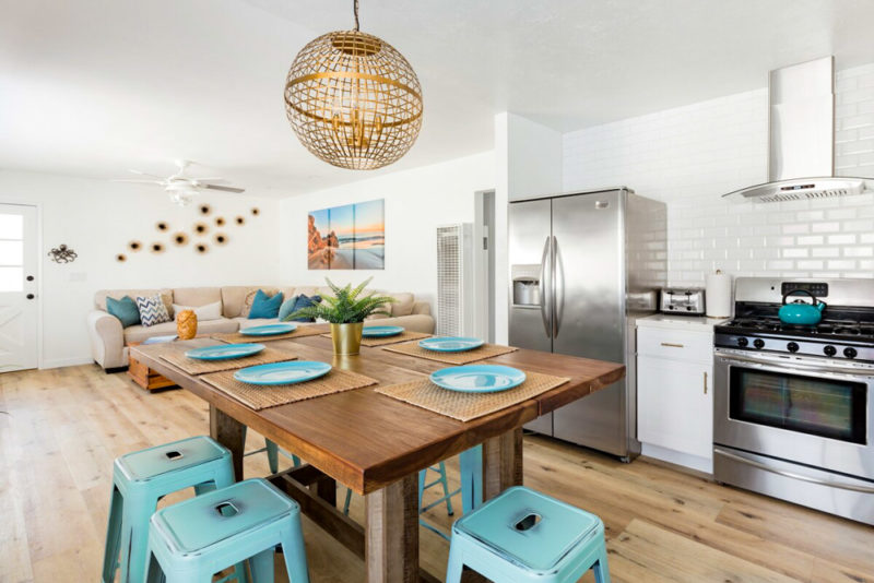 Huntington Beach Airbnbs & Vacation Homes: Colorful Bungalow