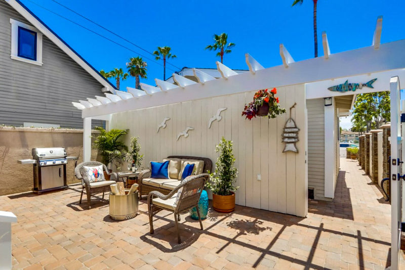Huntington Beach Airbnbs & Vacation Homes: Cute Beach Cottage