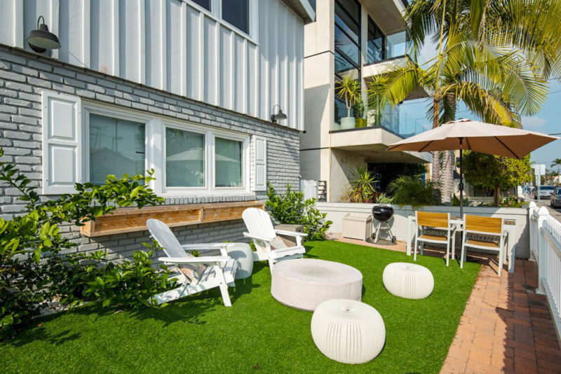 Long Beach Airbnbs & Vacation Homes: Boho-Chic Apartment