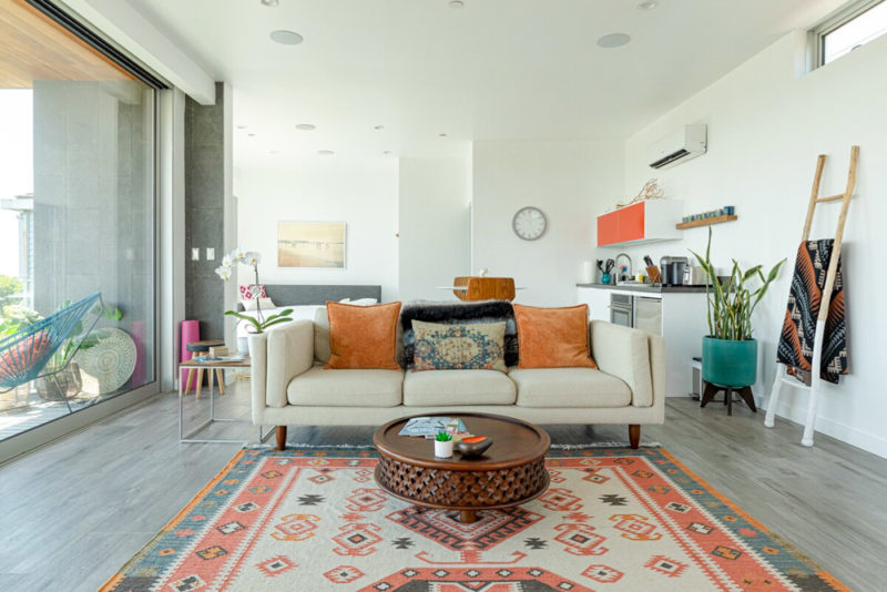 Santa Monica Airbnbs & Vacation Homes: Retro Guesthouse