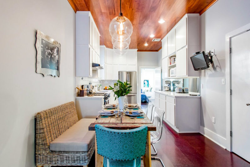 Unique Airbnbs in New Orleans, Louisiana: Artsy Home